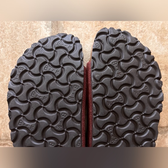 Birkenstock Arizona Suede Leather Sandal, Zinfandel Color, Size 37 Regular/Wide - Picture 8 of 9